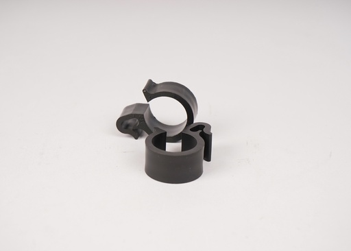 Water pipe clamp attachable to wire 16mm